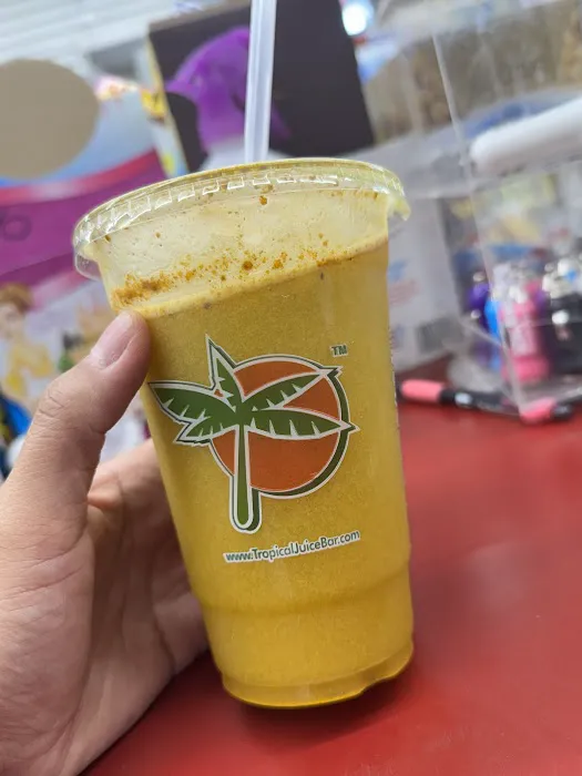 Tropical Juice Bar Picture 3