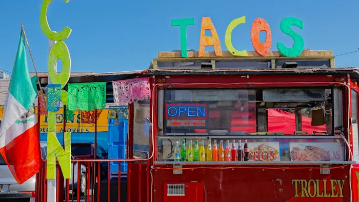 El Taco Trolley Picture 9