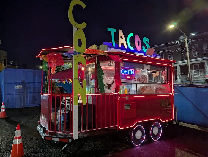 El Taco Trolley Picture 8