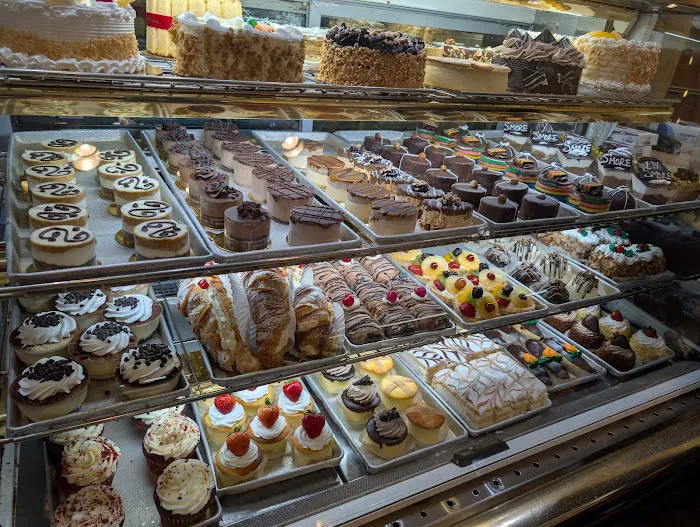 Gencarelli's Bakery Picture 3
