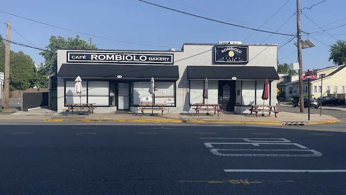 Rombiolo Bakery Cafe Picture 2