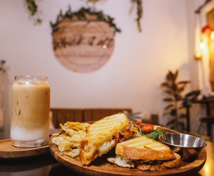 Whisk It All Cafe & Bakery Picture 2