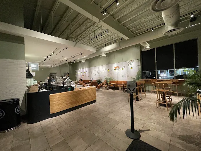 Starbucks Picture 10