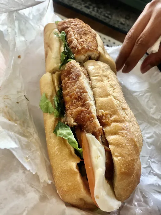 Traditional Italian Deli Picture 3