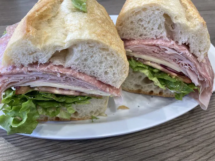 Traditional Italian Deli Picture 9