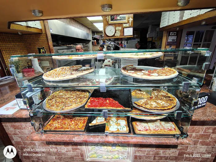 Zi Zia Pizzeria & Trattoria Picture 3