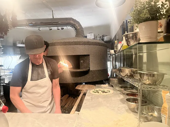 Bivio Pizza Napoletana Picture 6