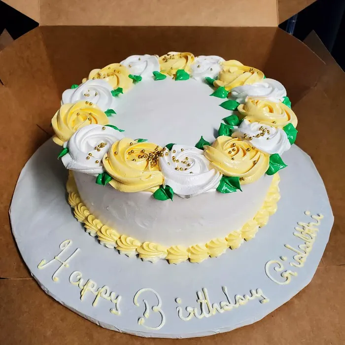 Aaliyah's Bakery Picture 10