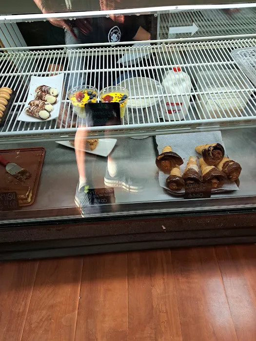 Anthony's Bakery Picture 8