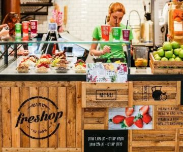 How Juice Shops Are Integrating Superfoods Into Daily Menus
