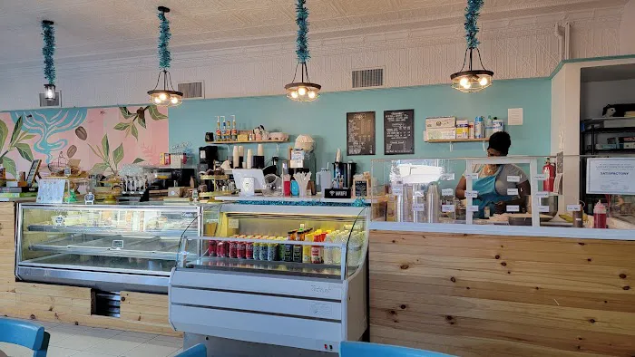 Shi's Cakes’ Coffeehouse Picture 7