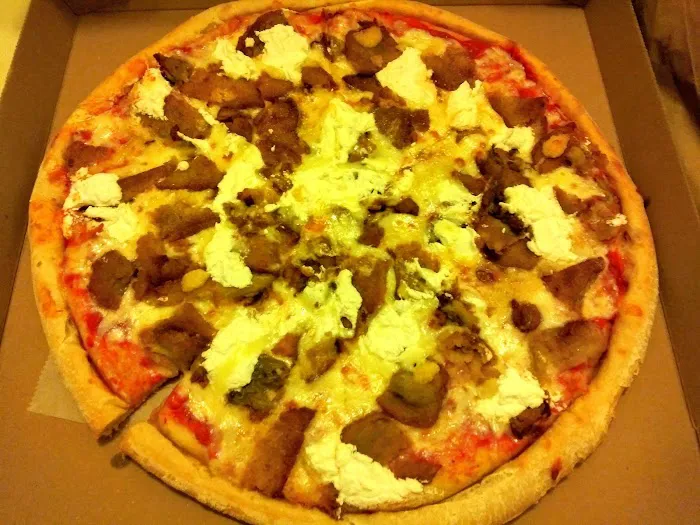 Roberto's Pizza Cafe Picture 9