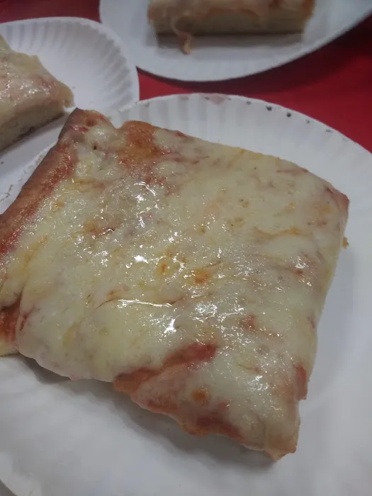 Roberto's Pizza Cafe Picture 7