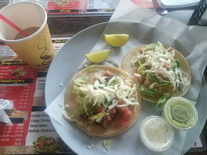Silver Lake Cheesesteak & Tacos Picture 4