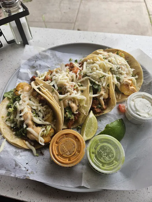 Silver Lake Cheesesteak & Tacos Picture 9