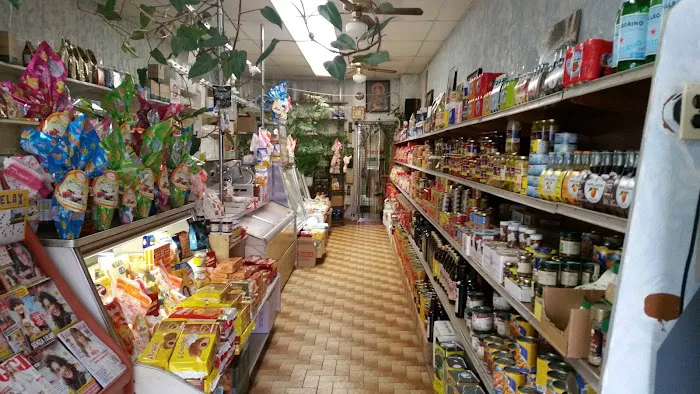 Salerno Salumeria Deli Picture 8