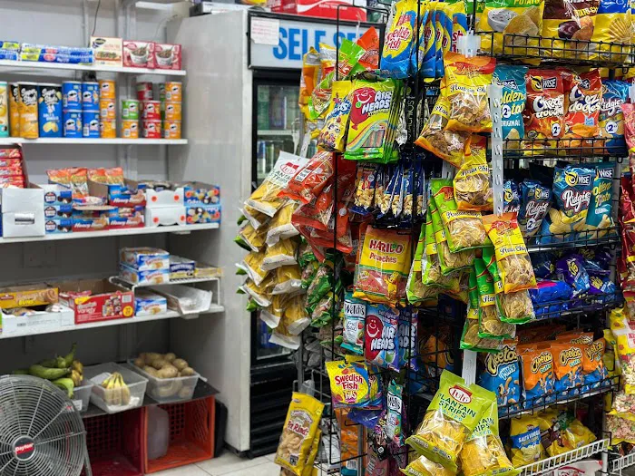 CIBAO DELI GROCERY Picture 4