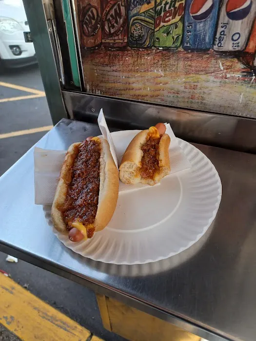 George's Hot Dog Cart Picture 3