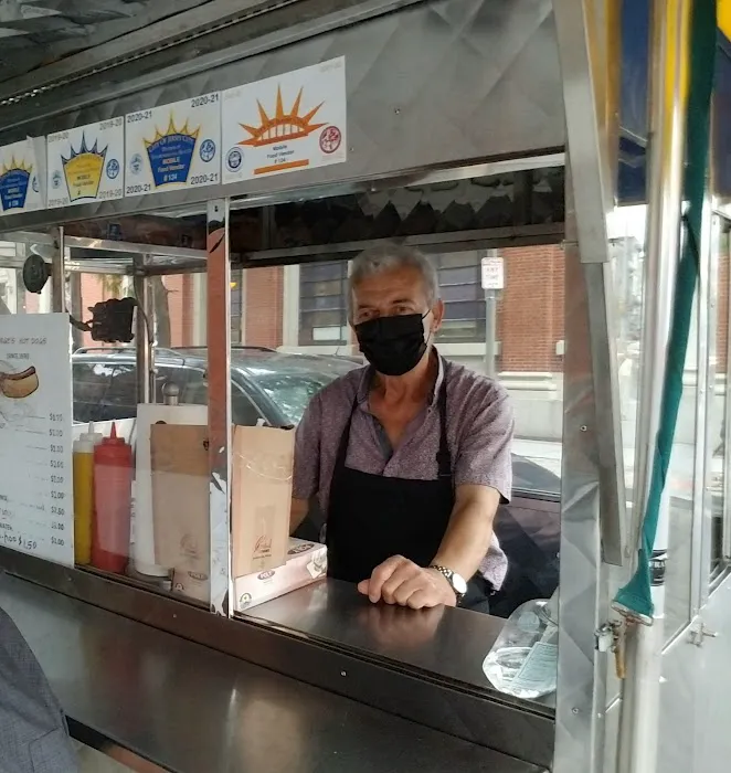 George's Hot Dog Cart Picture 2