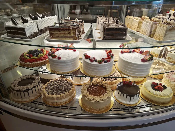 Dulce De Leche Bakery Picture 10