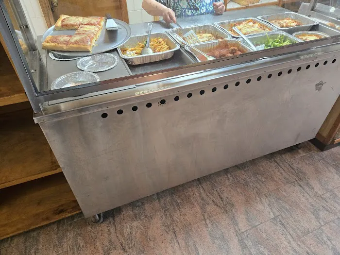 Rizzo Bakery & Pizzeria Picture 2