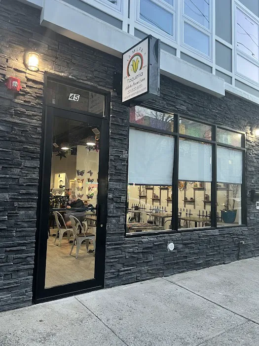 La Milpa Taqueria Picture 7