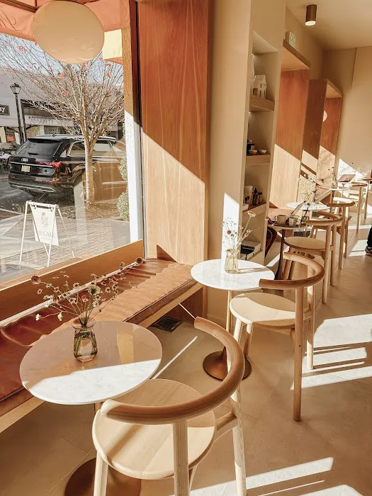 LIT CAFE Picture 8