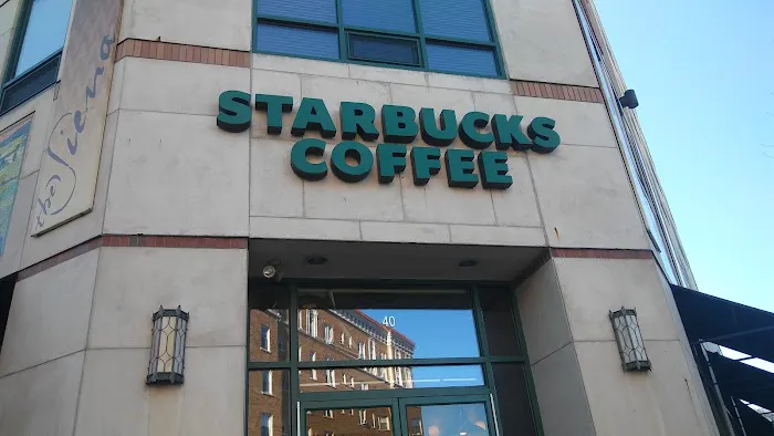 Starbucks Picture 1