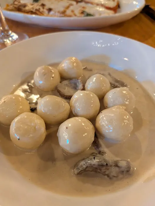 Luigino's Parmigiana Picture 9