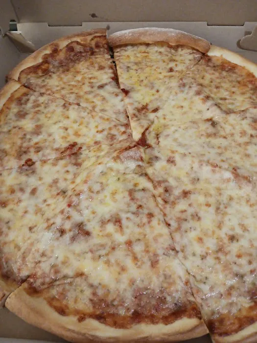 Lyons Pizza Fried Chicken Picture 4