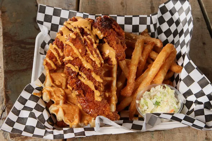 Rooster's Nashville Hot Chicken Picture 8