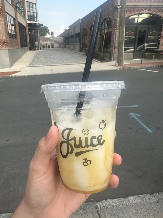 The Juice House Picture 8