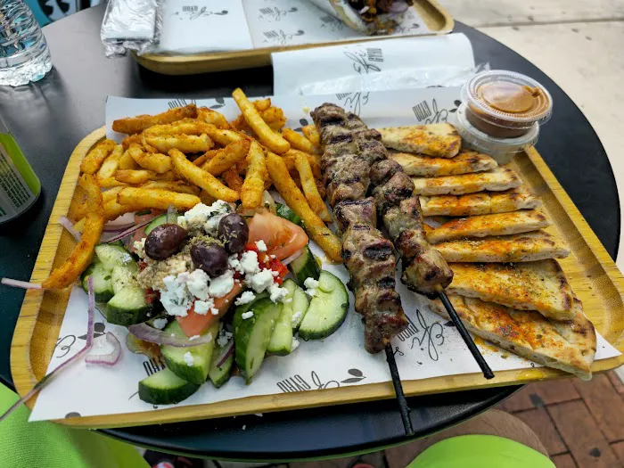 Efi's Gyro Picture 10