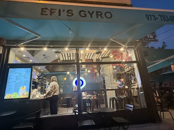 Efi's Gyro Picture 5