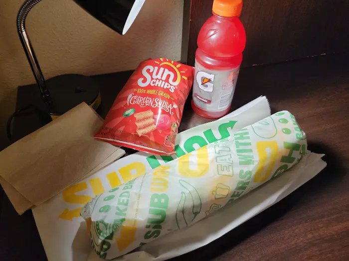 Subway Picture 3