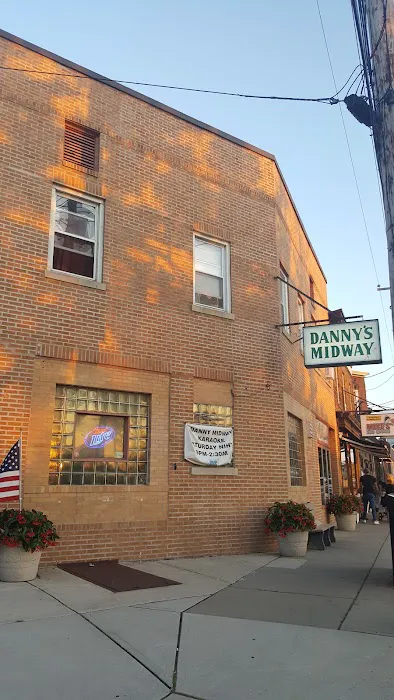 Danny's Midway Picture 3