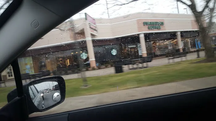 Starbucks Picture 10