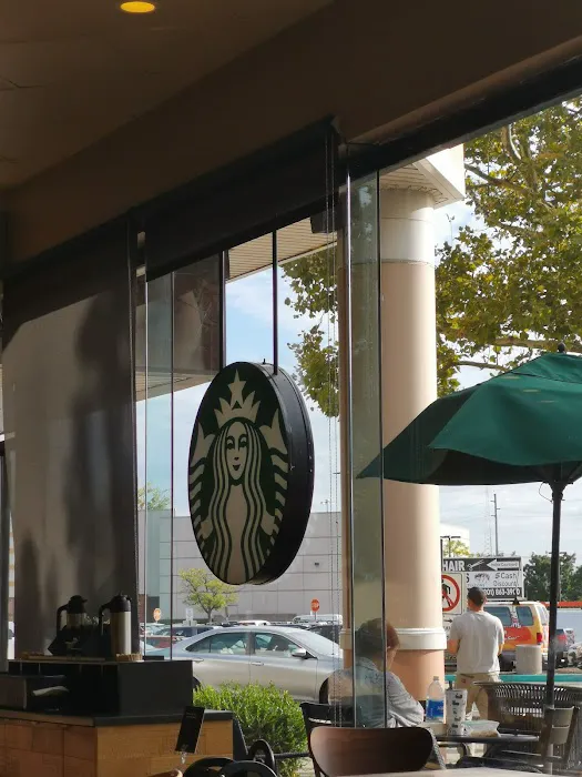 Starbucks Picture 2