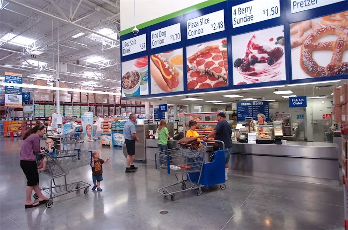 Sam's Club Cafe Picture 3
