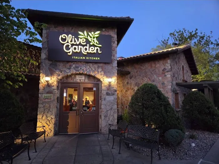Olive Garden Italian Restaurant Picture 2