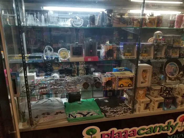 PLAZA CANDY LLC Picture 2