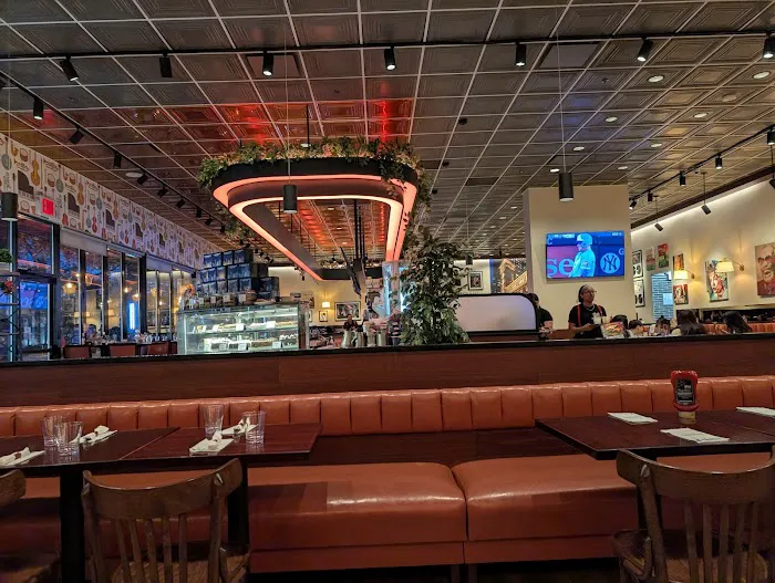 Carnegie Diner & Cafe Picture 2