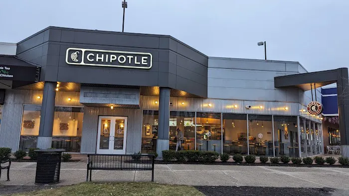 Chipotle Mexican Grill Picture 1