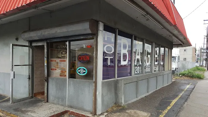 M&J Hot Bagel and Deli Picture 1