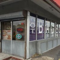 M&J Hot Bagel and Deli ico