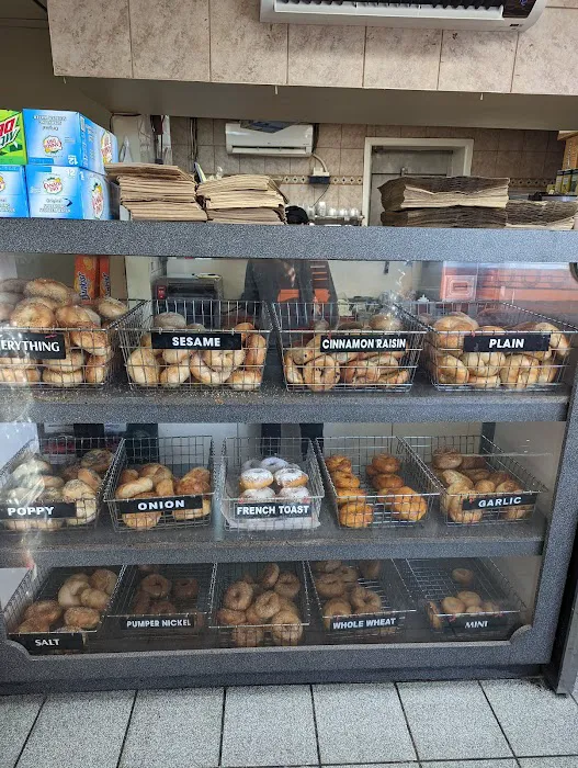 M&J Hot Bagel and Deli Picture 6