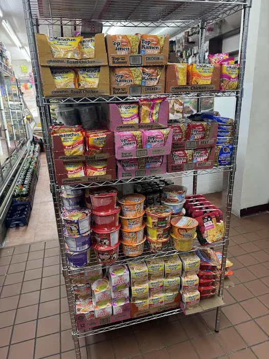 San Miguel Deli Grocery Picture 4