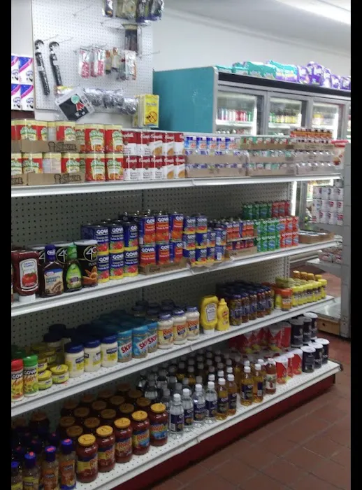 San Miguel Deli Grocery Picture 8