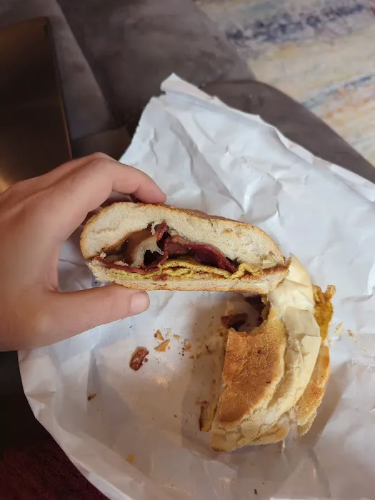 Heights Deli & Grill Picture 2