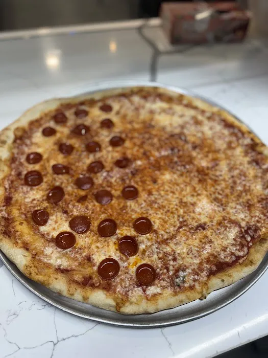 Bella's Pizzeria & Cafe Picture 3